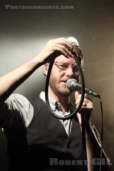 THE NATIONAL - 2013-06-24 - PARIS - Point Ephemere - Matthew Donald Berninger